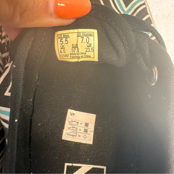 Vans M5.5 W7 Aqua Black White Stripe Low Classic Sneaker M5.5 W7 - Picture 7 of 7